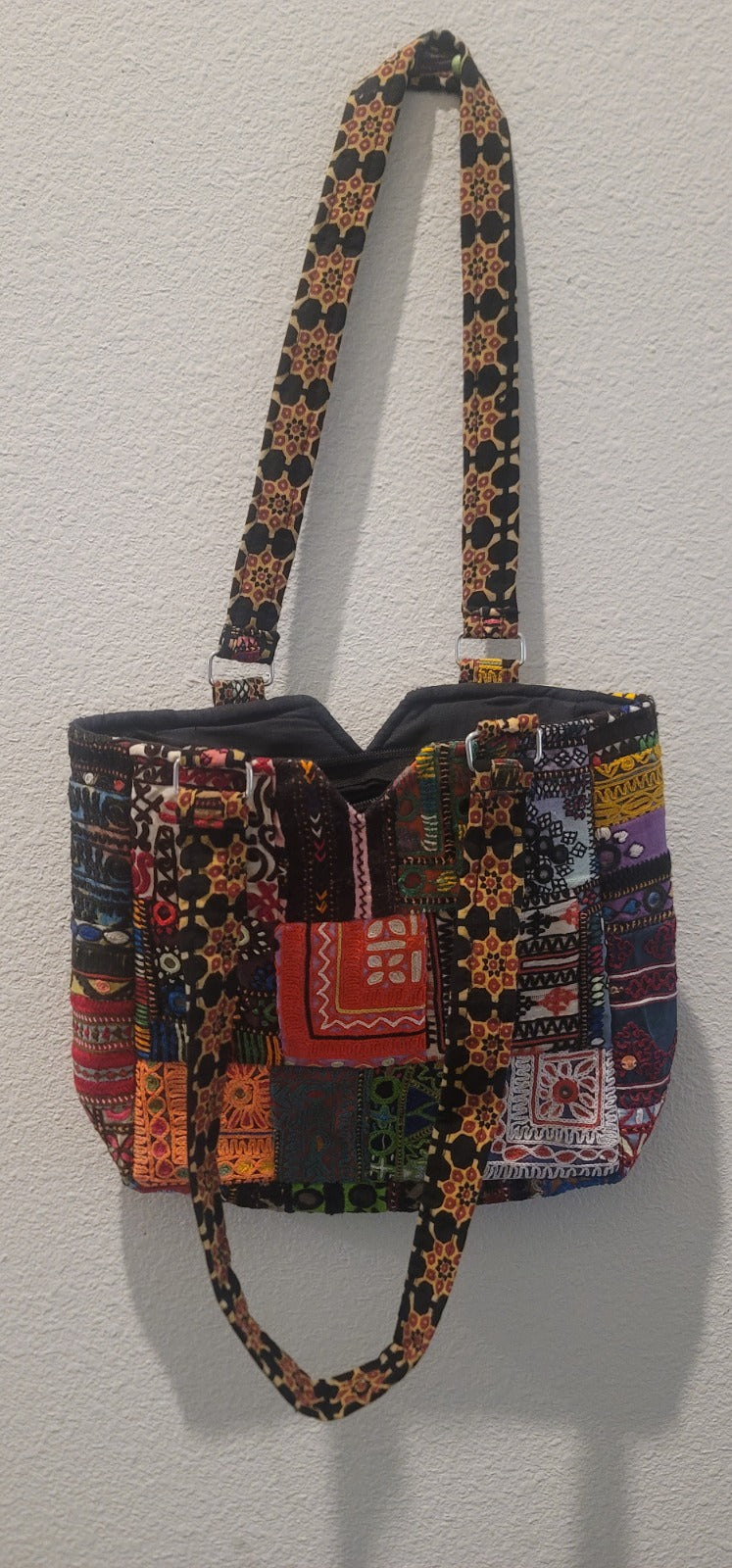 Traditional Pakistani Hand-Embroidered Shoulder Bag - Artisan Crafted